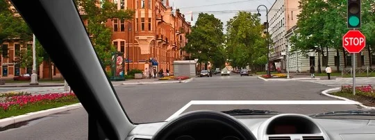 Иллюстрация к вопросу 4 по теме «п.6 Сигналы светофора и регулировщика»